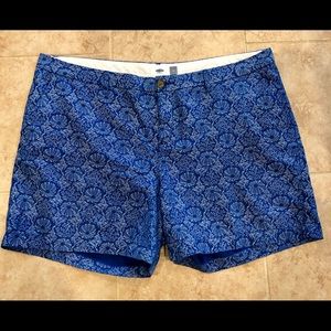 Old Navy 5” shorts, blue/white sea urchin pattern